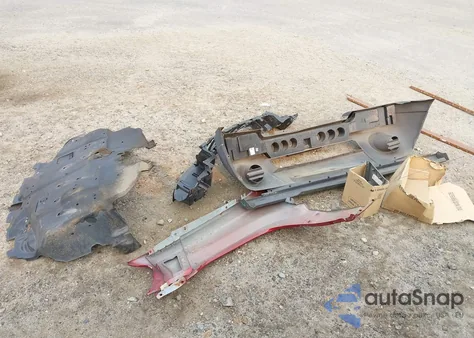 2004 Jeep Grand Cherokee Laredo z USA, uszkodzony, nr VIN 1J4GW48S44C147043